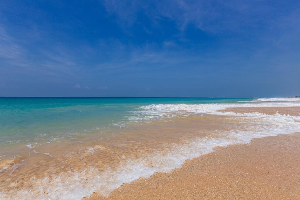 Blue Parrot Beach Villa อัมบาลังโกดา ภายนอก รูปภาพ