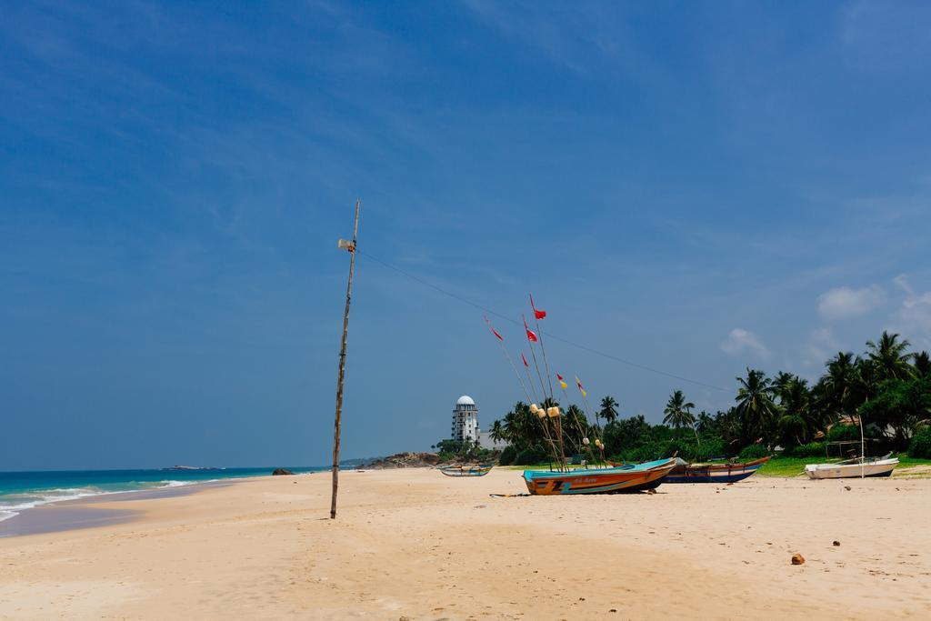 Blue Parrot Beach Villa อัมบาลังโกดา ภายนอก รูปภาพ