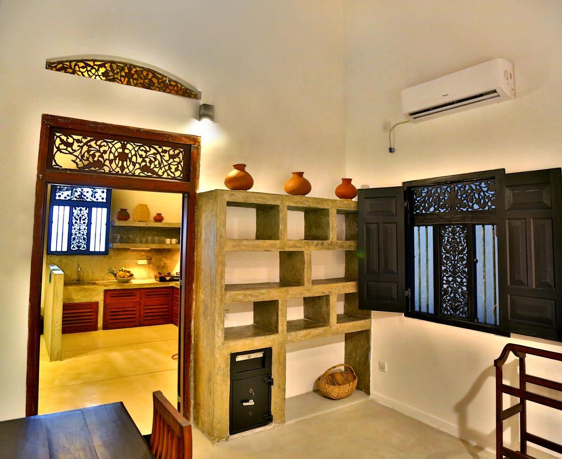 Blue Parrot Beach Villa อัมบาลังโกดา ภายนอก รูปภาพ