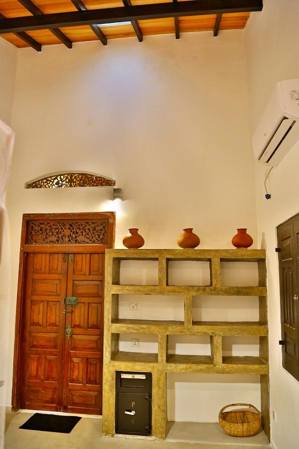 Blue Parrot Beach Villa อัมบาลังโกดา ภายนอก รูปภาพ